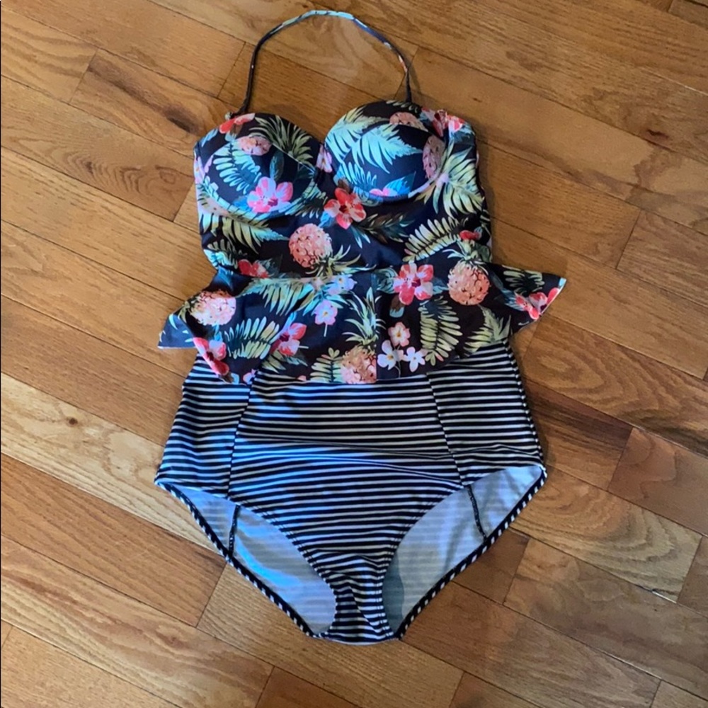 Cupshe Swim Set